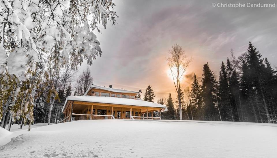 Chalet Tao Par Les Chalets Spa Canada Ла-Мальбе Экстерьер фото